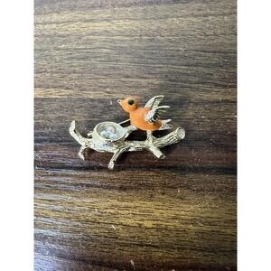 Gerry's Bird Animal Birds Nest simulated Pearl  Vintage Brooch